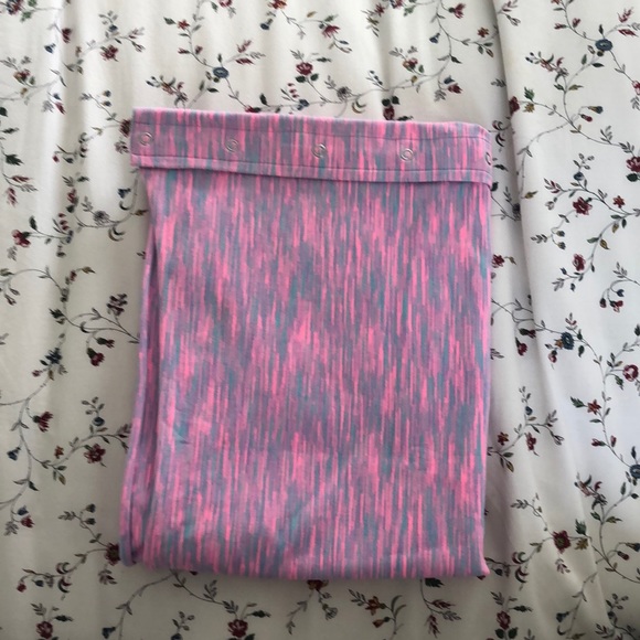 Scarf - Picture 2 of 3